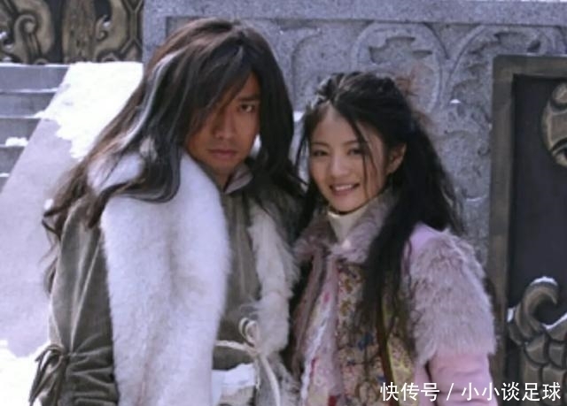 难题|武侠小说里的待解难题,胡斐有没有砍下那把刀?金庸自己也不知道