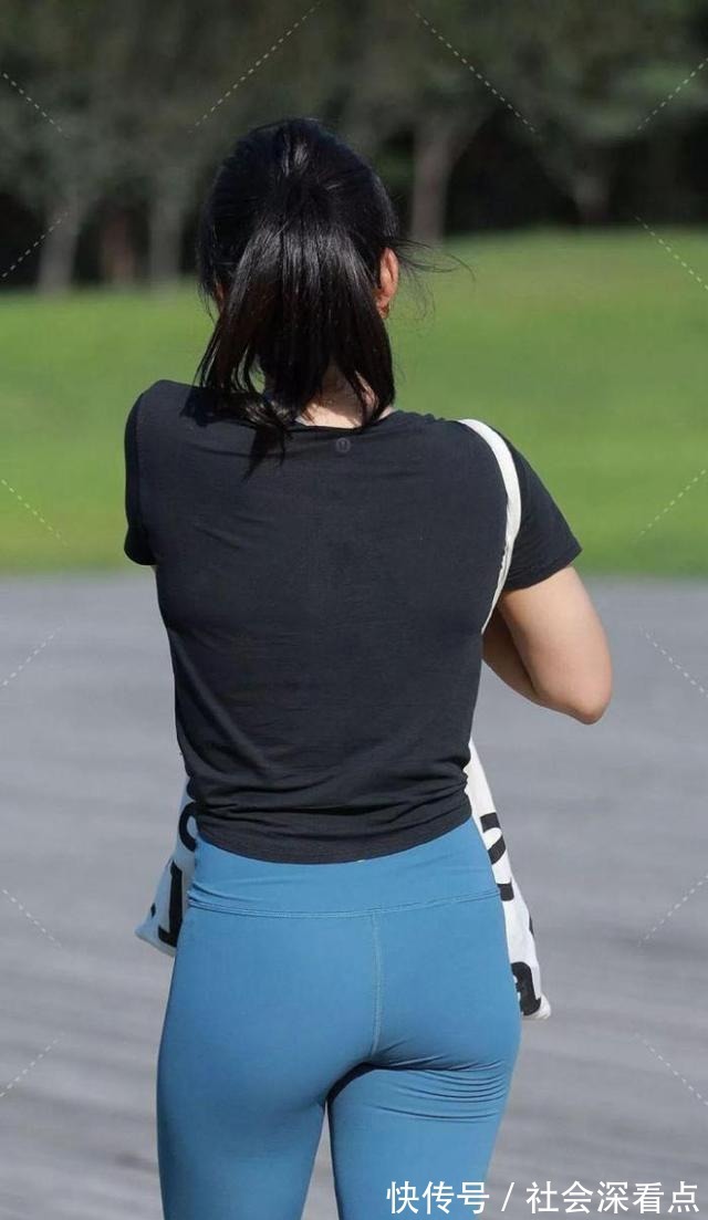 百搭|女孩子的衣橱里总有那么一条超级百搭的打底裤,时尚百搭