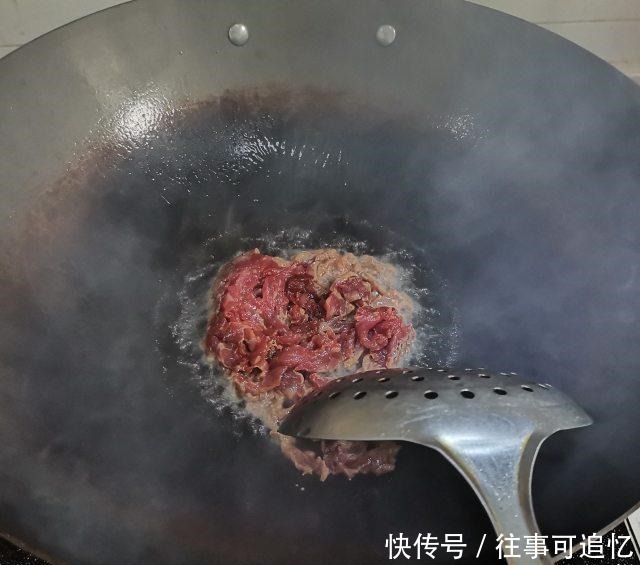 芦笋炒牛肉，脆嫩可口，滋味十足！