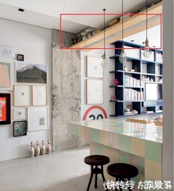 宝地|现在业主越来越聪明了！横梁不能拆，就在下面加块板，做收纳宝地