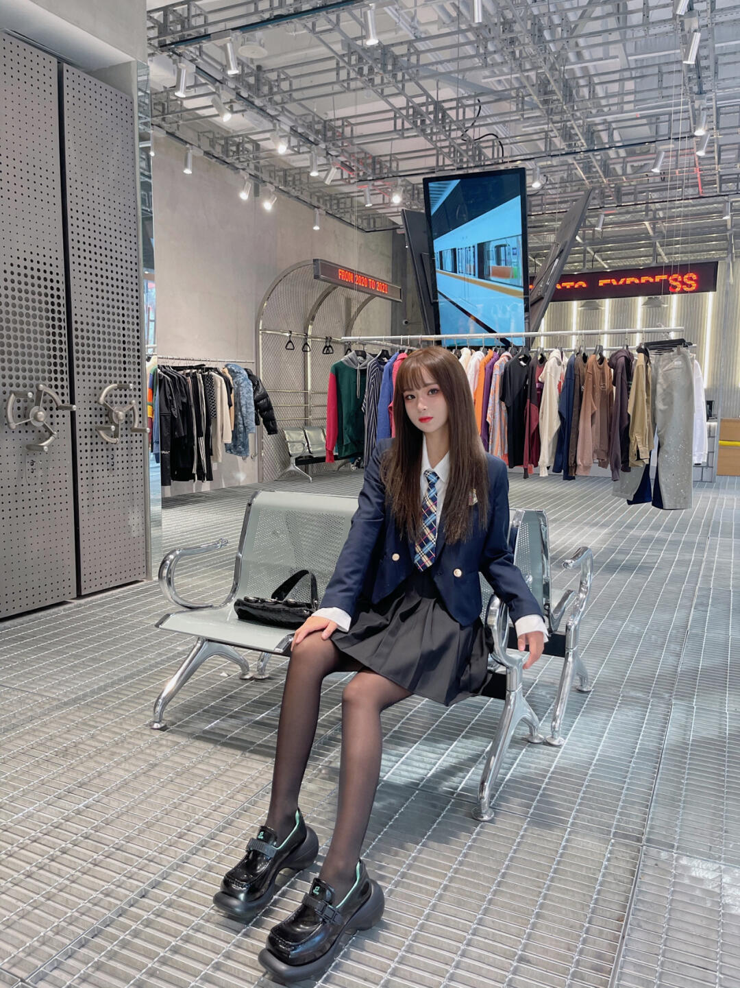 黑丝|学生妹尝试黑丝, 清纯可人又性感, 妥妥的校花