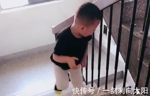 奶爸|“操碎心宝宝”每天送奶爸上班火了,为了这个家也是付出了太多!