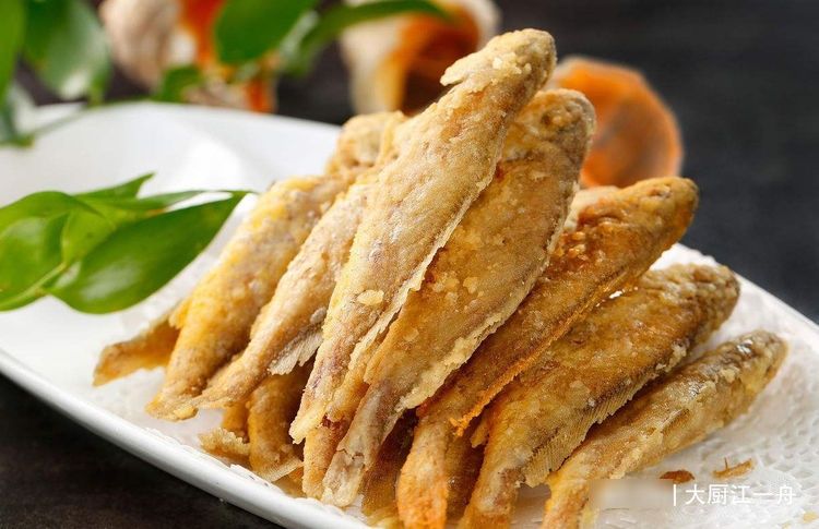 冬天是吃鱼的最好季节，教你4道美味鱼肉做法，天天都吃不重样