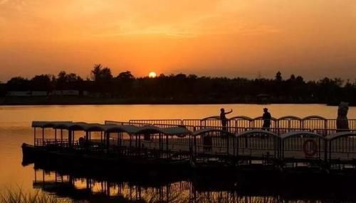 西安一“意境”公园走红，被称陕西“小太湖”，距市区1小时车程