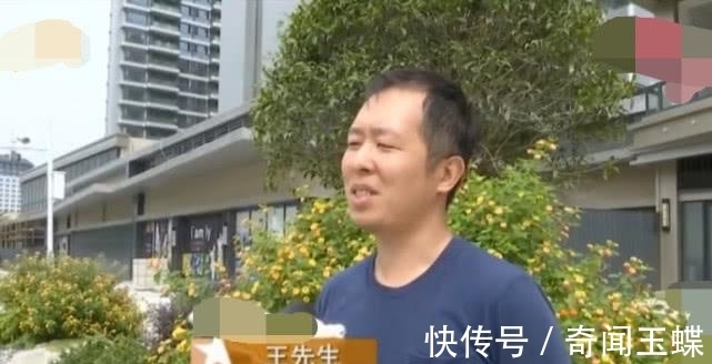 开发商|顶楼设天窗, 业主表示不知情, 影响自己隐私, 开发商: 沙盘有显示