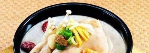 保健品|8岁男孩经常喝这种汤,个没长还胖了不少,医生:孩子早熟