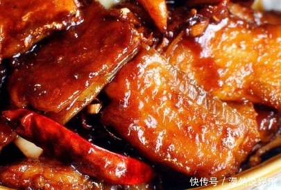 孩子学习压力大，妈妈看在眼里疼在心里，用心给娃做的”益智菜“