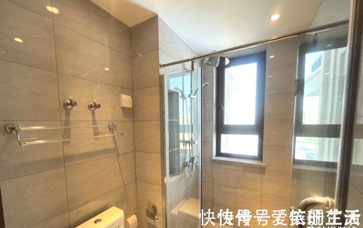 卧室|期待已久的精装房终于交钥匙了,简约清爽,买完家具就能拎包入住