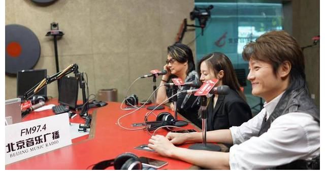 新专辑|F.I.R.飞儿乐团新专辑上线宣传跑不停 变身电台主播开启直播马拉松