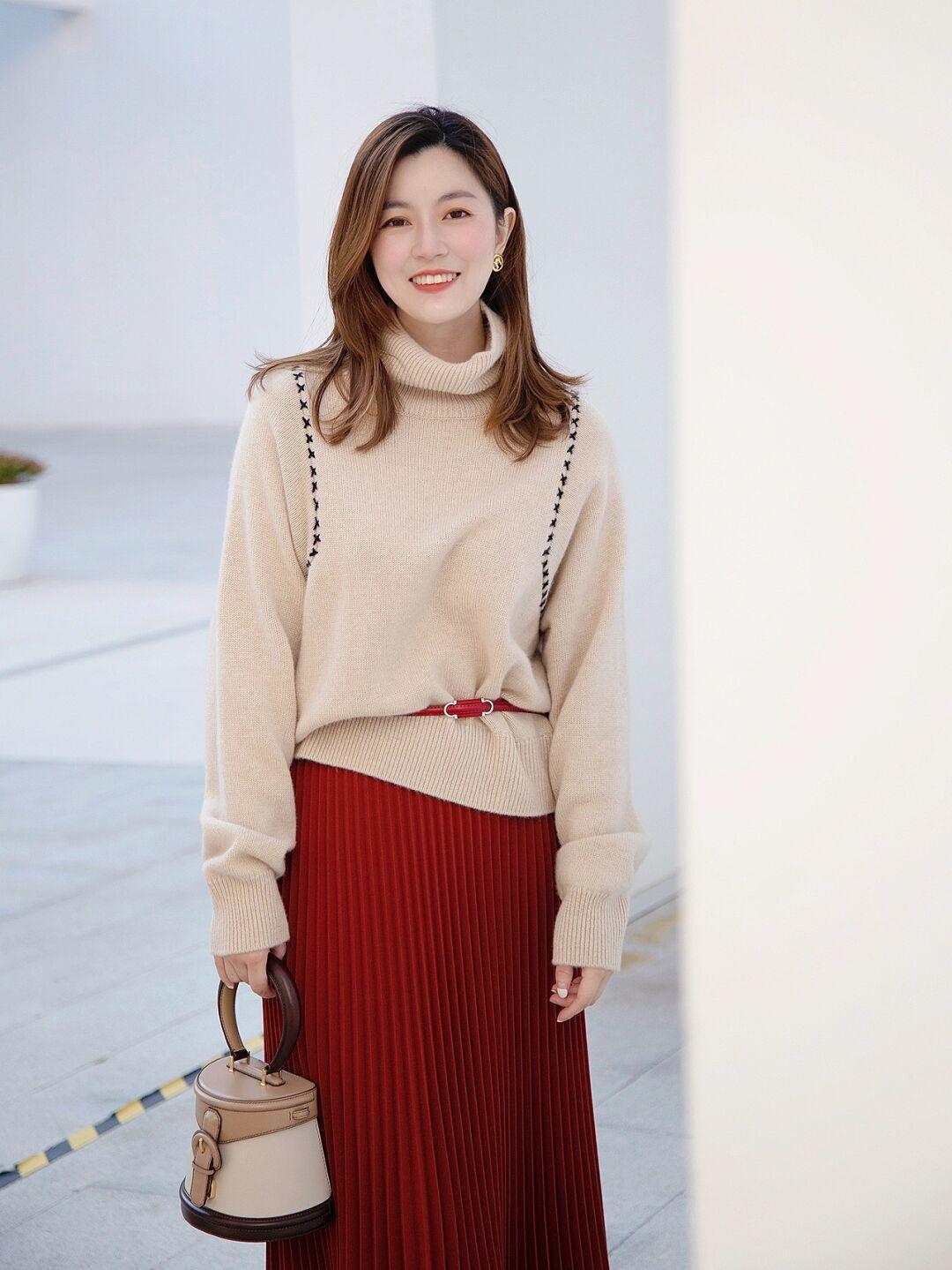 博主|入冬后必备的“毛衣”你准备好了吗?体面优雅,适合普通大众