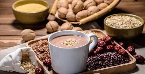 脾怕寒經(jīng)常腹瀉,脾胃虛寒初期的人,可以用這兩個(gè)古方