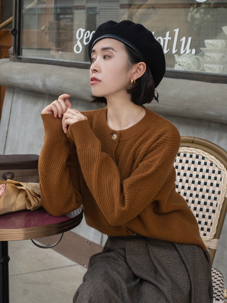 时尚博主 不露腿的秋冬穿搭来喽,大衣搭配牛仔裤保暖舒适,时髦又显气质