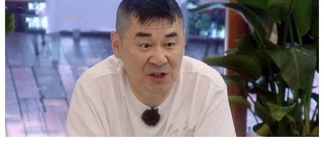 暖心|吳宣儀提問問題不合時宜，王新軍不留情面回絕，陳建斌暖心解圍