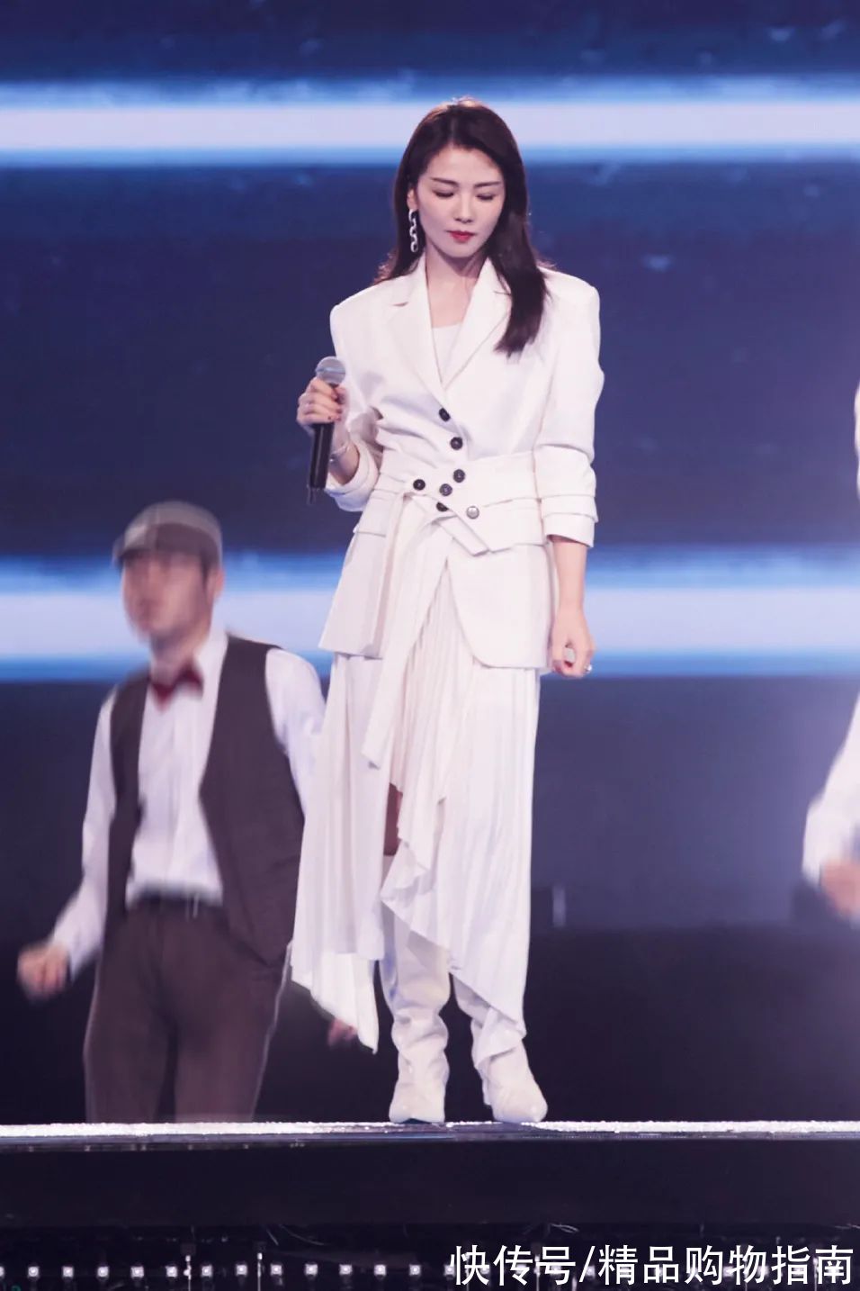 c港风复兴，大女主必须有一对大垫肩