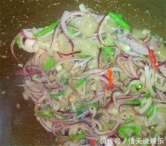 女性朋友|这一口下去，满满的胶原蛋白，女性朋友多吃，连面膜钱都省了！