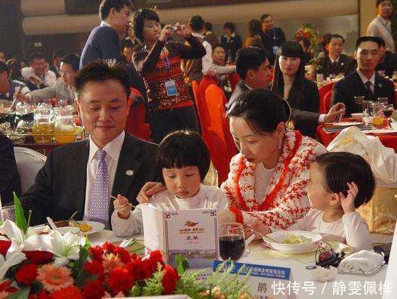 黄光裕|黄光裕最想感谢的人,不是一直等他出狱的妻子,而是他的专属司机