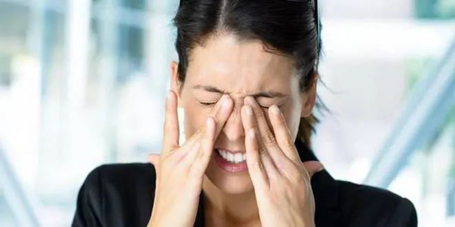 说事|【小科说事】脸上的脂肪粒是什么?是毛孔堵塞了吗?……