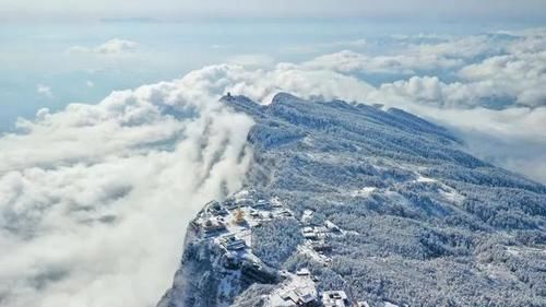 南国的雪山仙境，这里藏着下雪天所有的美好