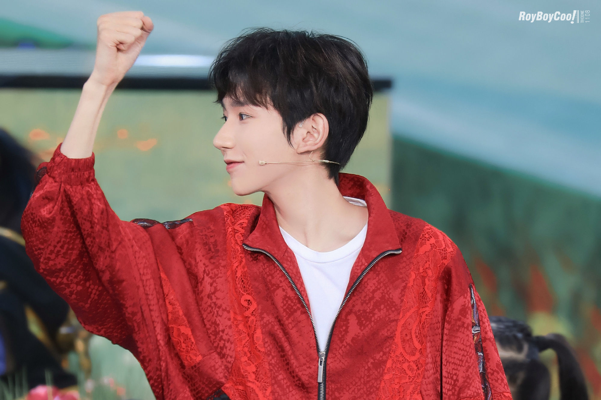 王源｜感谢你如此精彩耀眼 做我平淡岁月里星辰