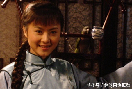 民国一家道中落的女子,把嘲弄的外号更为真名,让她名声大噪