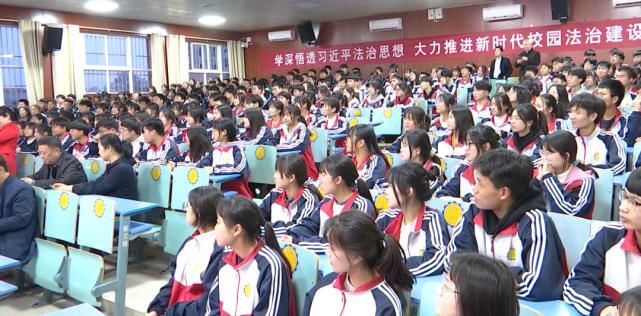 立志成才 回报母校！