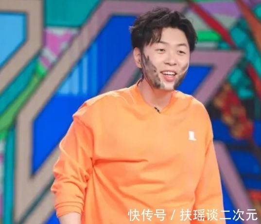 开店|杜海涛吴昕火锅店吃出苍蝇,要求停业整改却正常营业,还没许可证