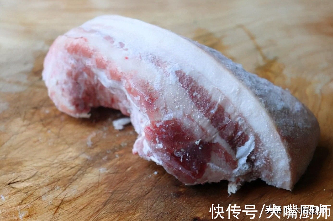 快速解冻肉别用开水煮，教你3个妙招，5分钟变软，和鲜肉一样好吃