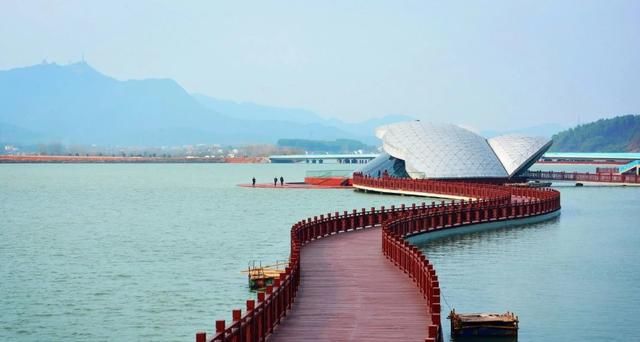 景点|湖南有一座天然湖泊，因为名湖面形状，被称为“中国城市第一湖”