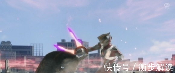 古维拉|特利迦第四话：主线故事终于开始了，特利迦也曾是黑暗巨人！