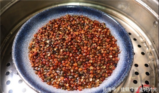 花椒油|花椒油不要马上下锅炸，大厨教你一招，又香又麻，比卖的还好吃