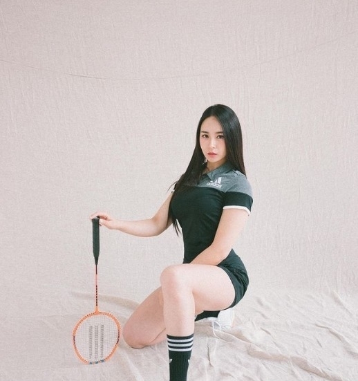 强壮|辣妈健身房撸铁多年肌肉强壮，自律的人实在是太强悍了！