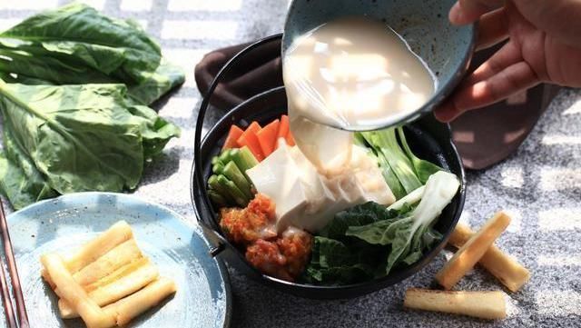 鸡胸肉|女生“152-176cm标准体重”是多少?若你符合,真令人羡慕