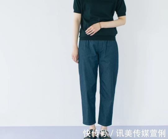 轻熟|日本女士的“轻熟风”职场穿搭，适合四五十岁的年龄，穿出精致