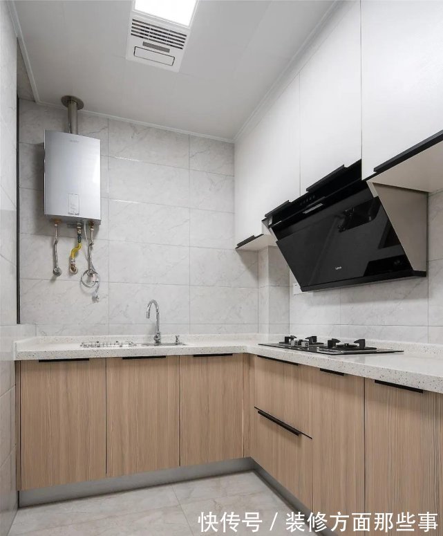 客厅|68㎡复古风二居室大黄大绿又不俗气,氛围感十足反而