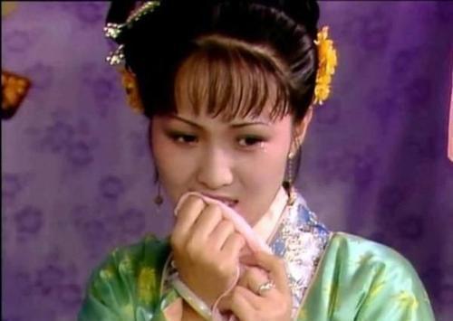 宝钗&表姐妹的权利游戏:薛宝钗讥讽暗算王熙凤,却被反杀得无路可走