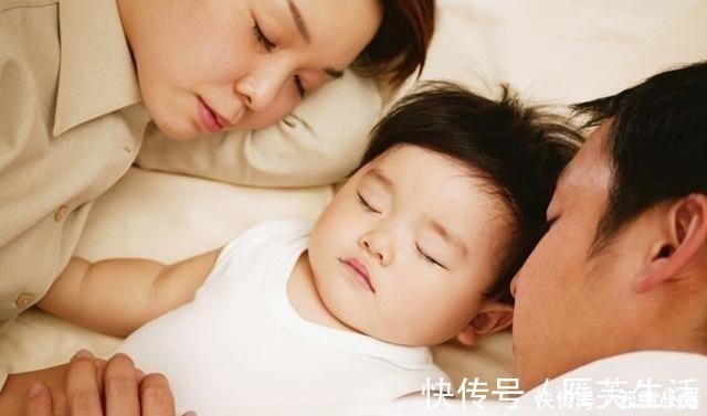 性别意识|飞机和57名乘客失踪37年后,竟再次出现在机场上空!