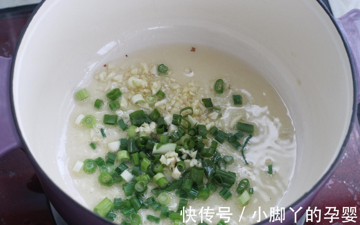 在家轻松get韩剧同款美食,鲜辣过瘾巨下饭,连汤汁都一滴也不剩