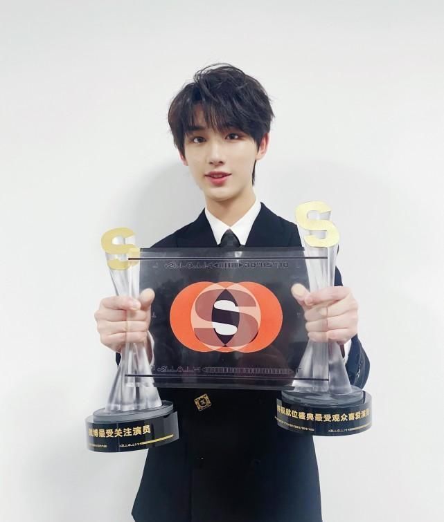 丁程鑫|演員請就位胡杏兒奪冠,丁程鑫被4個(gè)制片人邀戲,誰才是大贏家?