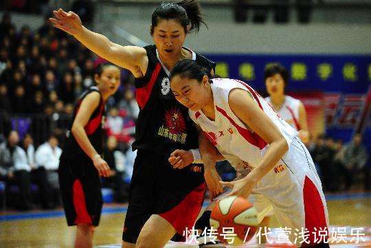 内线|期待!前女篮国手13岁女儿身高已达2米21,六年级身高就超郑海霞