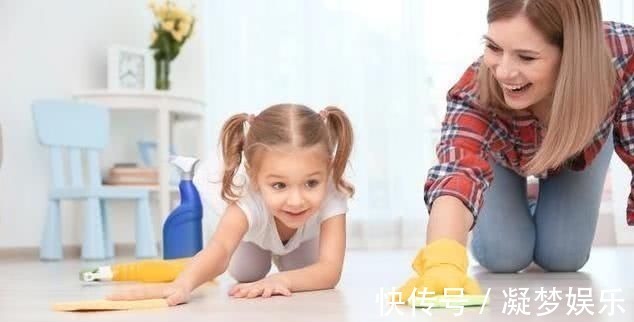 父母|孩子将来是否聪明,看看小手就知道,智商高低在手上就有信号