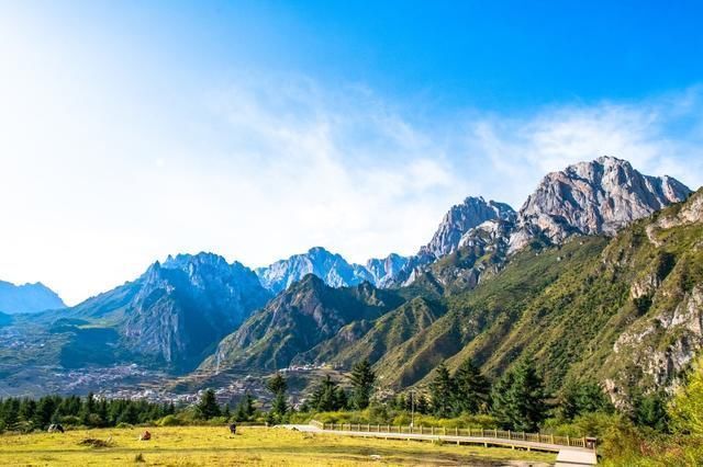 扎尕那|甘南保留了个“处女地”风景区，整日云雾缭绕，四季都像是在仙境