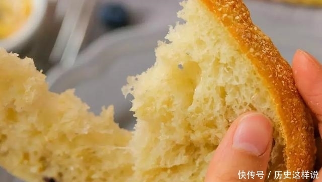 不用面包机,不用手揉,简单2步就能做好面包!