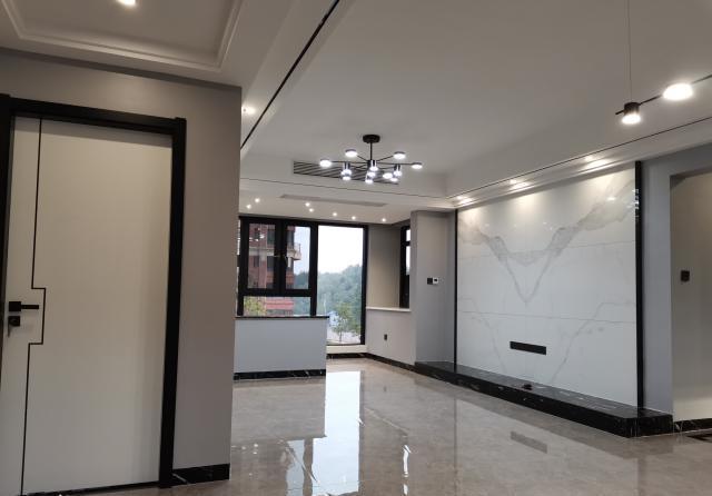 玻璃门|新房装修好了,全屋简洁又大方,光硬装就花了18万,不知道亏不亏