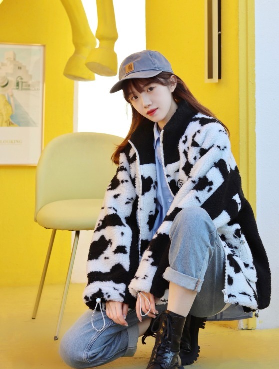 印花|断崖式降温来了!跪求你穿这件“印花外套”,洋气炸了!