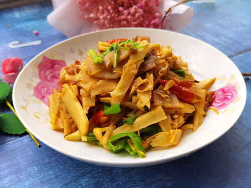 炒冬笋时，到底要不要焯水？牢记这“3点”，冬笋脆嫩入味不涩嘴