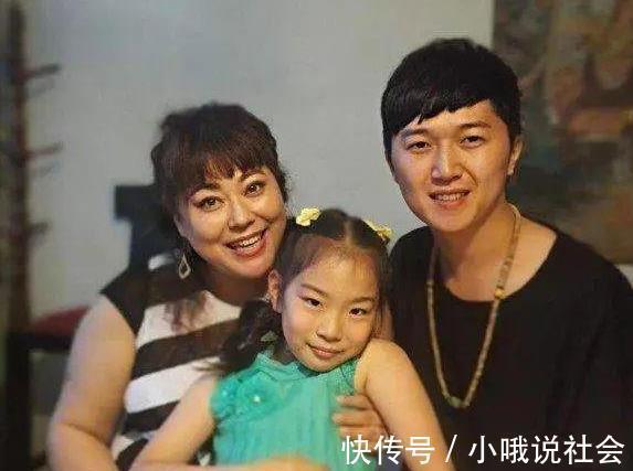 非常6+1|51岁李菁菁回顾抗癌经历,花式鼓励病友,与30岁三婚老公秀恩爱