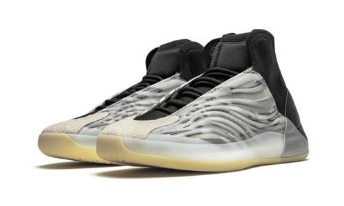 本周补货登场？adidas Yeezy BSKTBL QNTM “ Quantum ” 不要错过了！