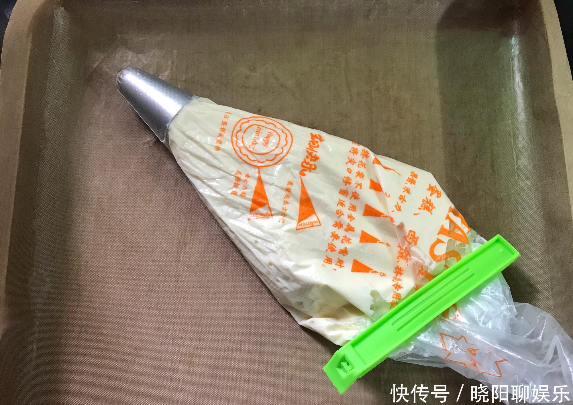 糯米粉的花样吃法,加个鸡蛋搅一搅,香酥软糯,一口一个太香了