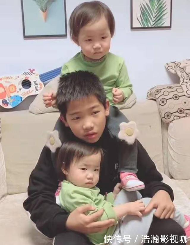 父母|儿子向妈妈要了10年妹妹,不料宝妈一口气生了俩,儿子生无可恋