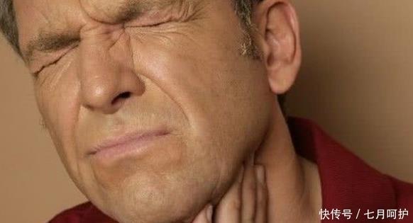 上看|以为是慢性咽炎,但查出食道癌!在症状上看,到底有何区别?